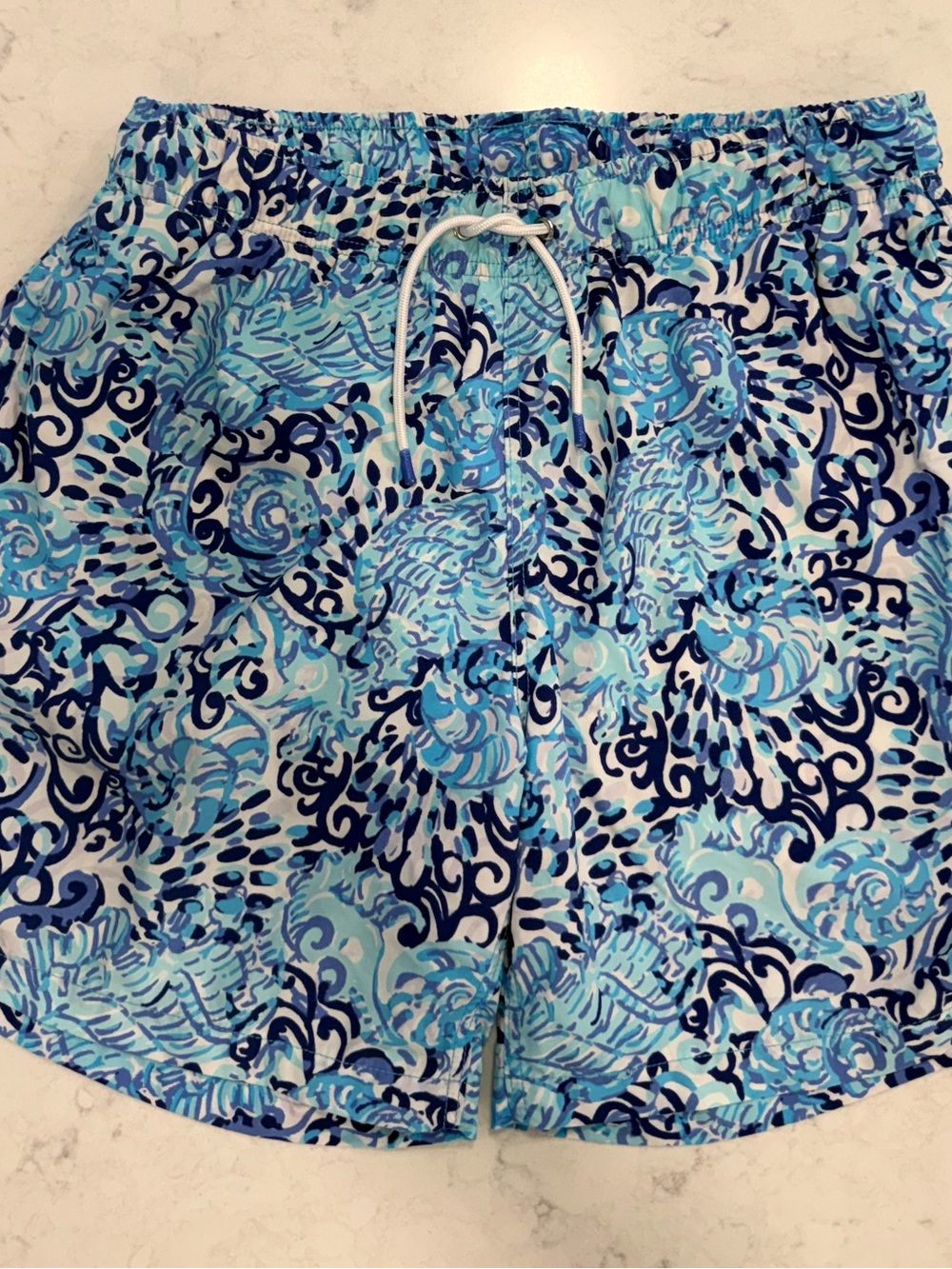 Lilly Pulitzer men’s capri trunk- swim suit, shorts seahorse small